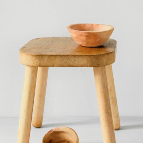 Minimal wooden decoration